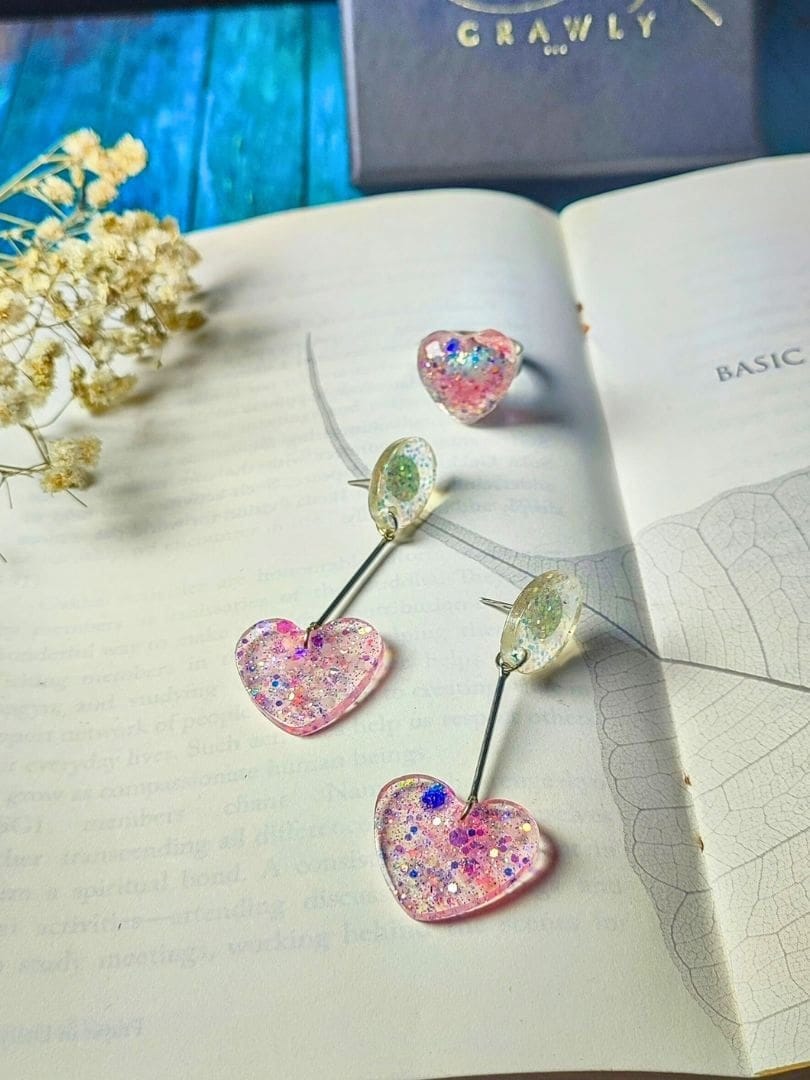 GLITTERED-PINK-HEARTS-DANGLER-SET-1.jpg